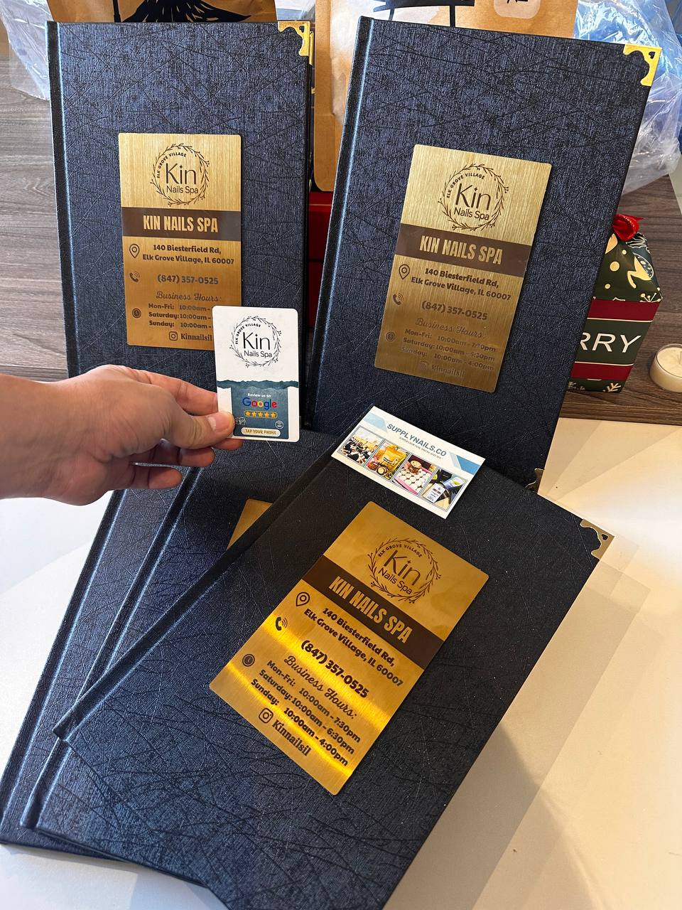 MENU CAO CẤP BÓNG KÍNH